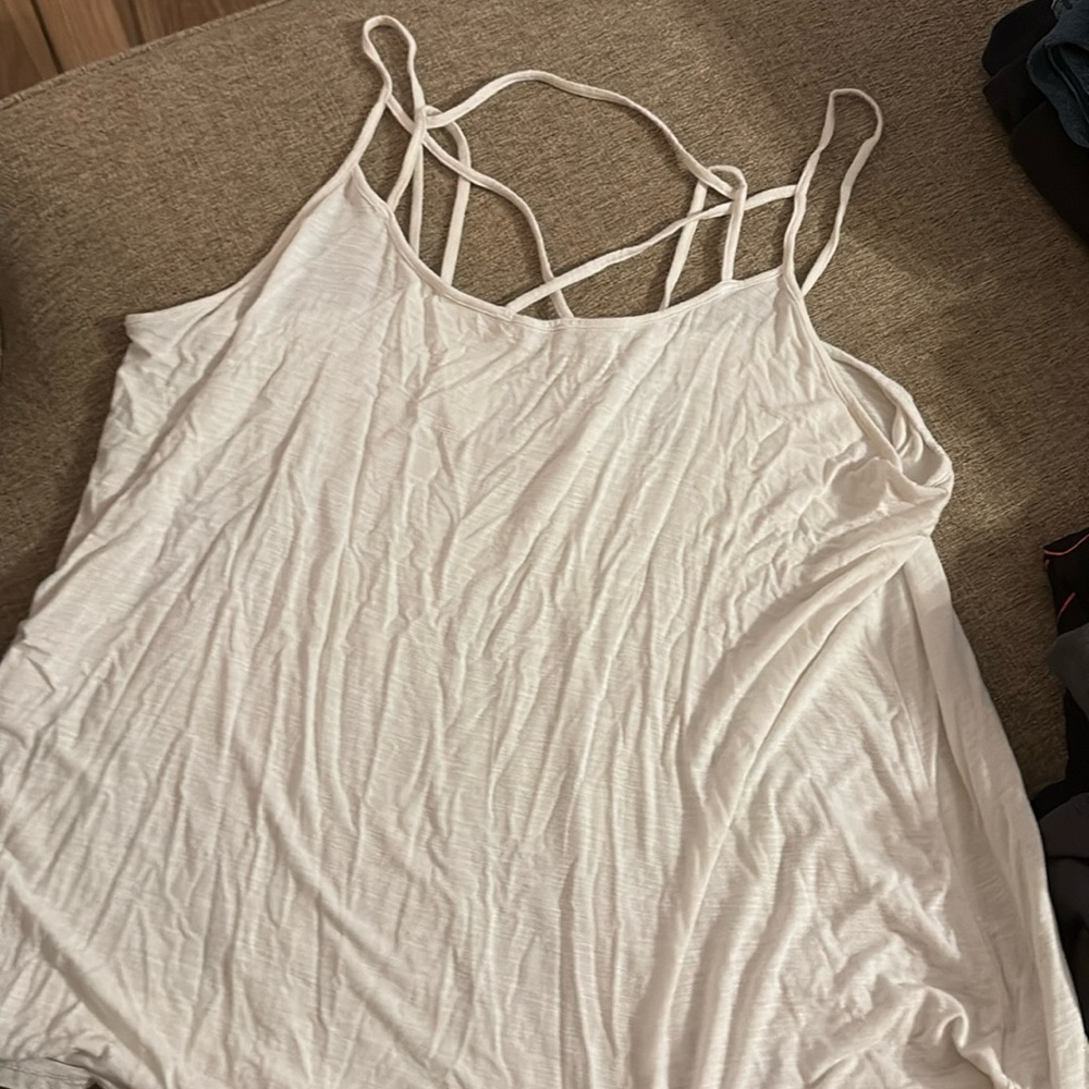Women’s American Eagle White Summer Tank